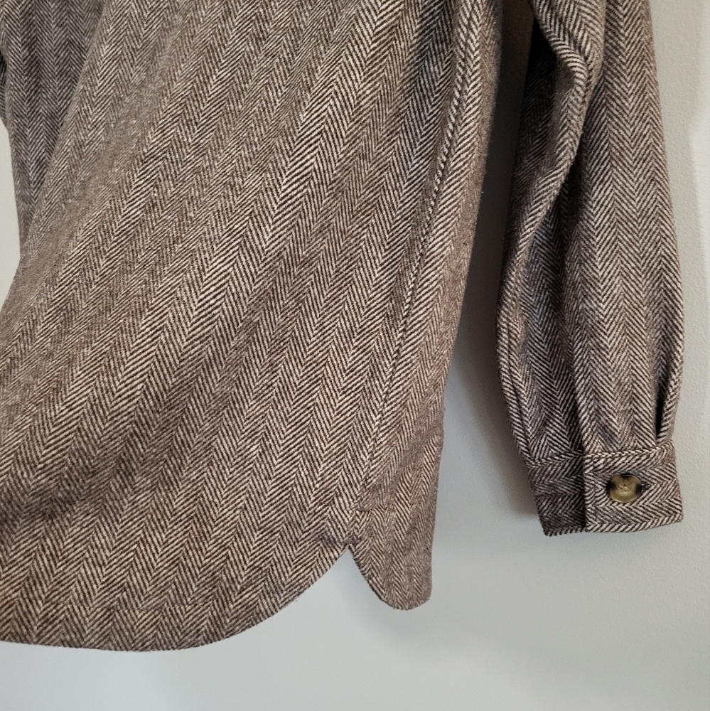 Denver Hayes Herringbone Shacket - Picture 6 of 9